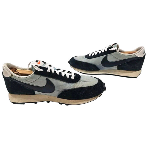 Nike ~Men's Size 9.5~Daybreak Light Armory Blue 202 - DB4635-400 -Athletic Shoes - Picture 1 of 14
